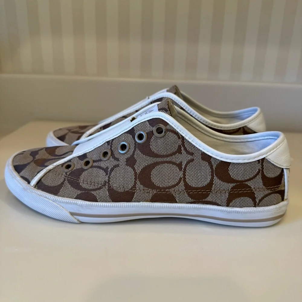 Coach BEV Brown Monogram Laceless Slip On Sneaker Size 6.5